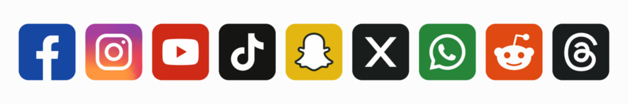 Facebook, twitter, instagram, youtube, snapchat, pinterest, whatsap, linkedin, periscope, vimeo - Collection of popular social media logo. Social media icons. Realistic set. Vector editorial