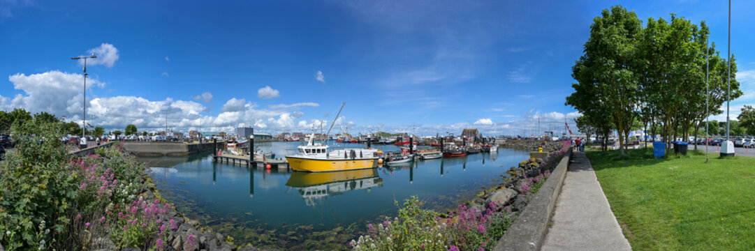 Panorama Boote auf der Halbinsel Howth in Irland