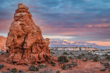 Fototapeta premium Desert Dusk Windows Area Arches National Park Moab, Utah