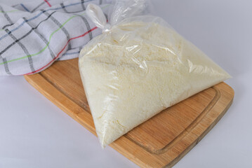 A touch of Brazilian grated cheese on a minimalist table