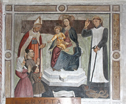 Madonna in trono tra due Santi (in ginocchio i committenti); Santo Vescovo; affresco nel Duomo di Ivrea