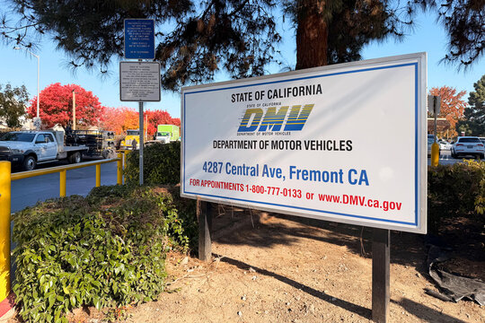 Fremont California DMV Exterior Sign