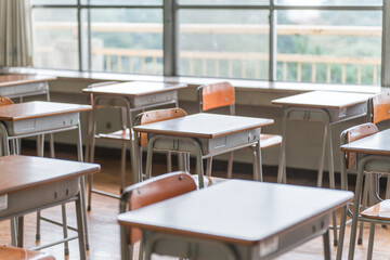Image of classroom and school building (windows)
