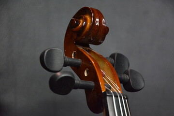 Classical guitar and classic violin up close