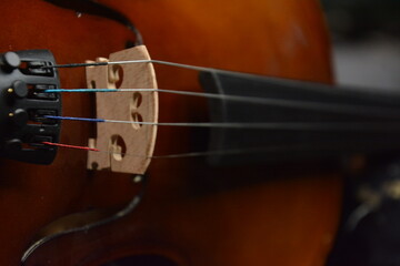 Classical guitar and classic violin up close