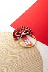 正月飾りと和風の敷物のイメージ