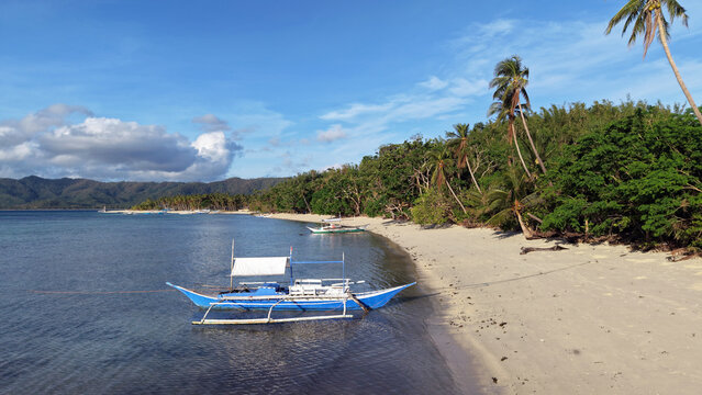 Aerial view beach & boats, Daracoton Island, Palawan, Philippines