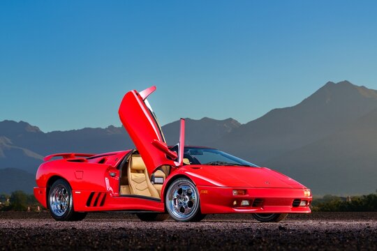 Scottsdale, AZ, USA
December 8, 2025
1997 Lamborghini Diablo VT Roadster