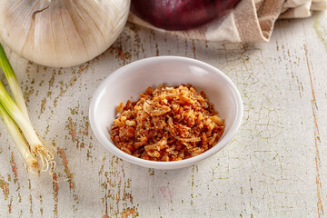 Roasted dry golden dehydrated onion