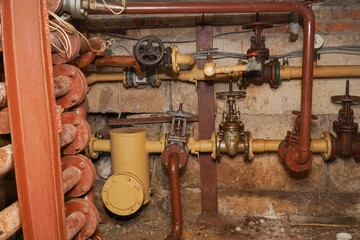 Heating system with heat exchanger, water valves