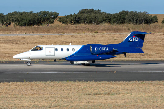 Avi&oacute;n de guerra electr&oacute;nica Bombardier Learjet 35A.