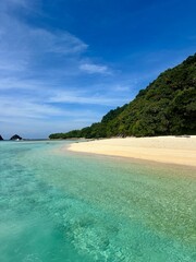 Koh Rok Beach Krabi Thailand – White Sand Tropical Island with Turquoise Water and Palm Trees