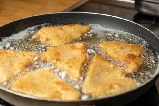 Crispy breaded cheese in the pan