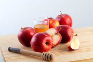 Pommes au miel avec en accompagnement du chocolat