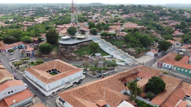 Cidade de Amarante no sul do Piau&iacute; e serra dp S&atilde;o Francisco em S&atilde;o Francisco do Maranh&atilde;o
