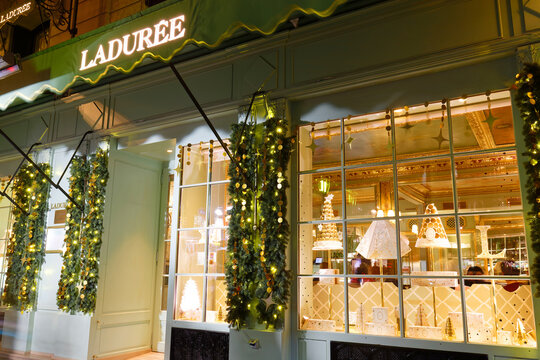 The Ladure restaurant and tea room is a manufacturer of sweets and delicacies decorated for Christmas 2025 .It located on rue Royale in Paris at the Madeleine