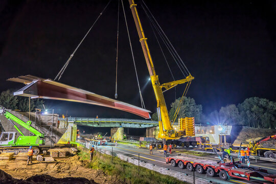 Neubau der Autobahnbr&uuml;cke