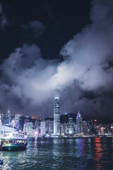 Fototapeta premium hong kong skyline at night from Kowloon