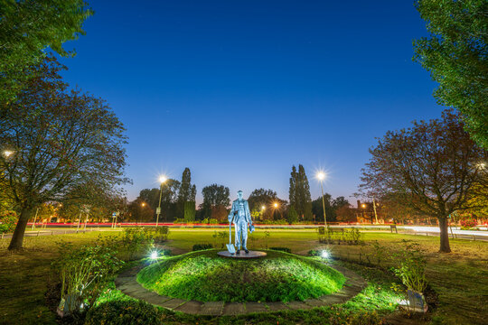 Ebenezer Howard Statue at night
at the town's central area, unveiled in 2021 to mark the town's centenary Created by sculptor Ben Twiston-Davies