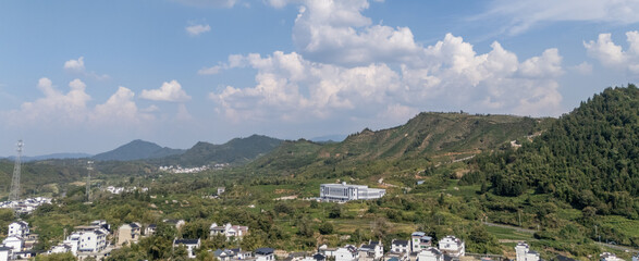 Tea Mountain in southern Anhui and Factory Tea at the Foot of the Mountain
