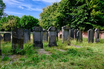 sehr alter Jüdischer Friedhof in der Nähe von Overloon Niederlande © Blende8