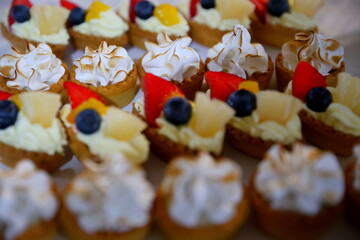 cake with fruits