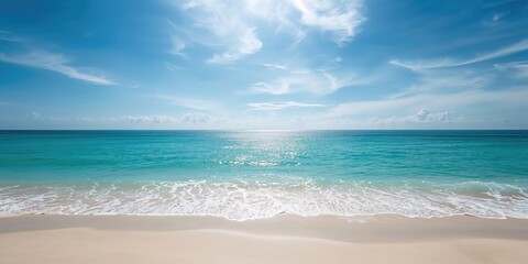 Obraz premium Aerial view of a sandy beach with rolling waves, ideal for layout and background design, summer season