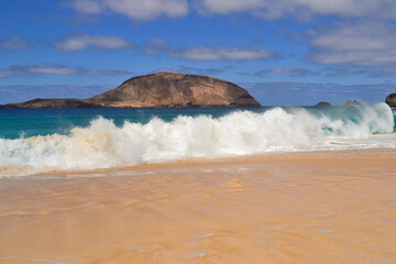 Playa de las Conchas beach, La Graciosa Island, Lanzarote, Canary Islands, Spain
