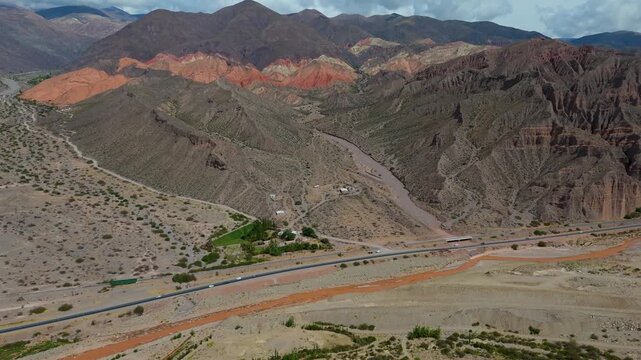 Vista a&eacute;rea con drone de Tilcara en la provincia de Jujuy, Argentina