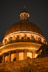 Naklejka premium Saint Isaac Cathedral by night in St. Petersburg, Russia