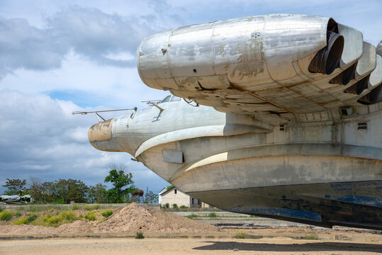 At the old Lun ekranoplane. Republic of Dagestan