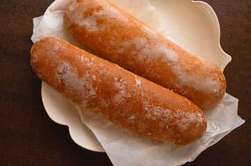 砂糖がかかった揚げパン