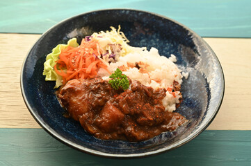 牛すじカレーライス