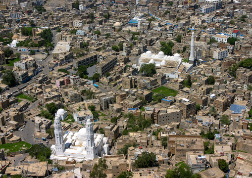 Al-ashrafiya Mosque in the city from Al-Cahira fortress, Janad Region, Taiz, Yemen