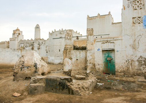 Old mosque in the citadel, Al Hudaydah Governorate, Zabid, Yemen