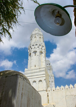Al-ashrafiya Mosque before renovation, Janad Region, Taiz, Yemen