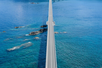 下甑島の鳥ノ巣山展望所眺める甑大橋 © y.tanaka