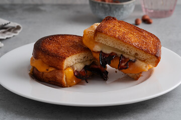 Grilled cheese sandwich with bacon