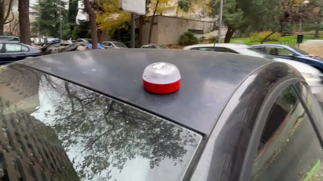 Baliza de coche V16 y luz de emergencia y aver&iacute;a homologada y certificada por dgt