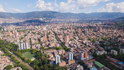 Fototapeta premium Aerial Panorama of Medellín, Colombia’s Dense Urban Cityscape