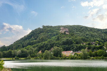 Obraz premium Greifenstein Castle Above the Danube Side Arm in Lower Austria