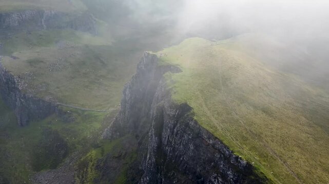 Falaise de Quiraing en &eacute;cosse sur l'ile de skye