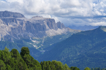 Naklejka premium Sella mountain range from the distance