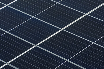 Outdoor solar panels, solar cell installation on the roof of the carport, energy-saving solar power generation plan