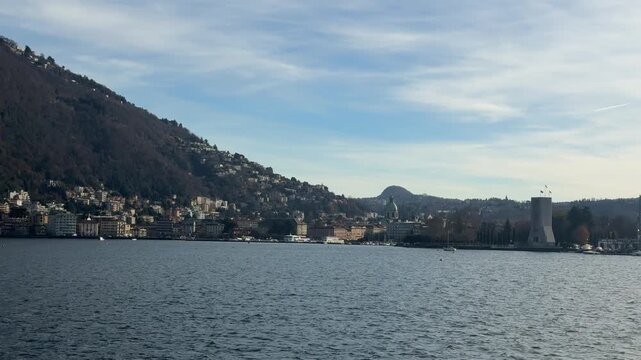 panorama del lago di como italia