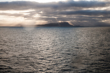 Obraz premium arrival on the Faroe islands during sunset