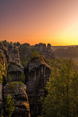 Sonnenaufgang Elbsandsteingebirge in der S&auml;chsischen Schweiz