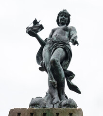 Fototapeta premium Okeanide Brunnenfigur Altona Hamburg Behnstraße