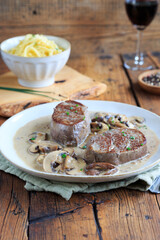 Rinderfilet mit Champignonsauce