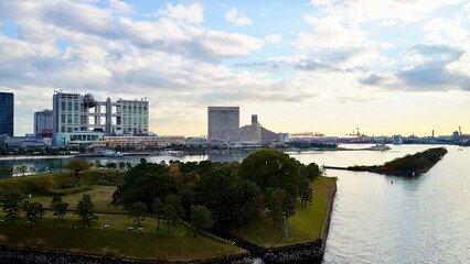 東京都台東区のレインボーブリッジから撮影したベイエリア